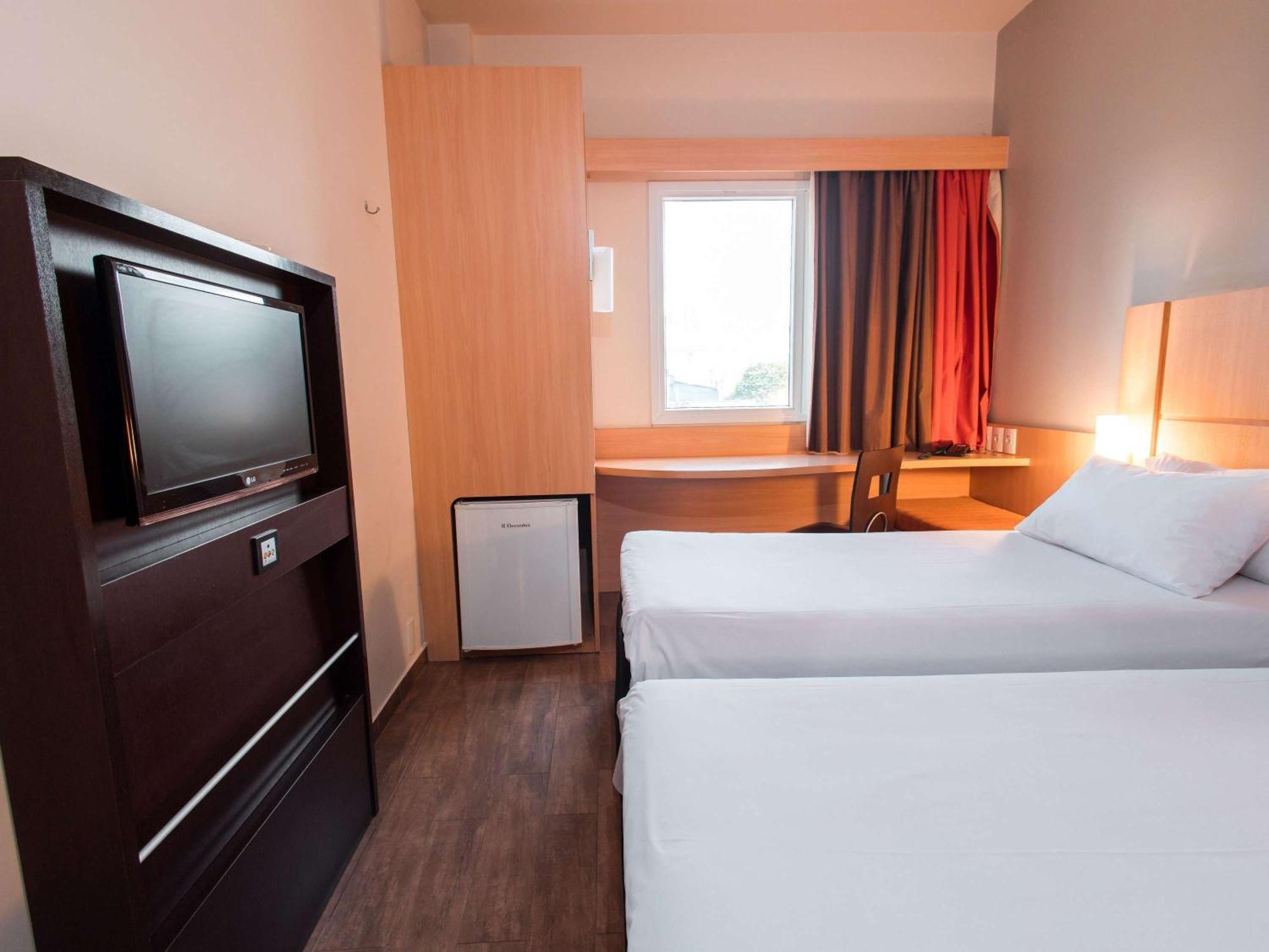 Hotel ibis Presidente Prudente Exterior foto